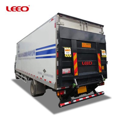 Автомобіль